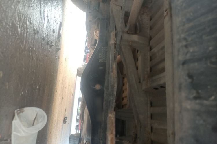 Used Wuling Hongguang 2013 1.5L Standard Version Chassis Rear