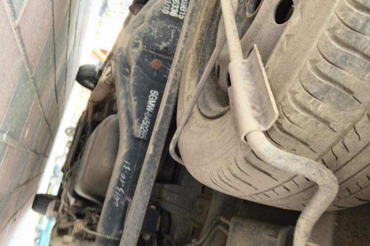 Used Wuling Hongguang 2013 1.5L Standard Version Chassis Rear