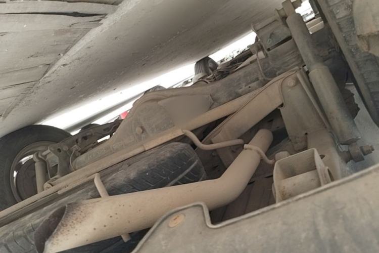 Used Wuling Hongguang 2013 1.5L Comfort Model Chassis Rear
