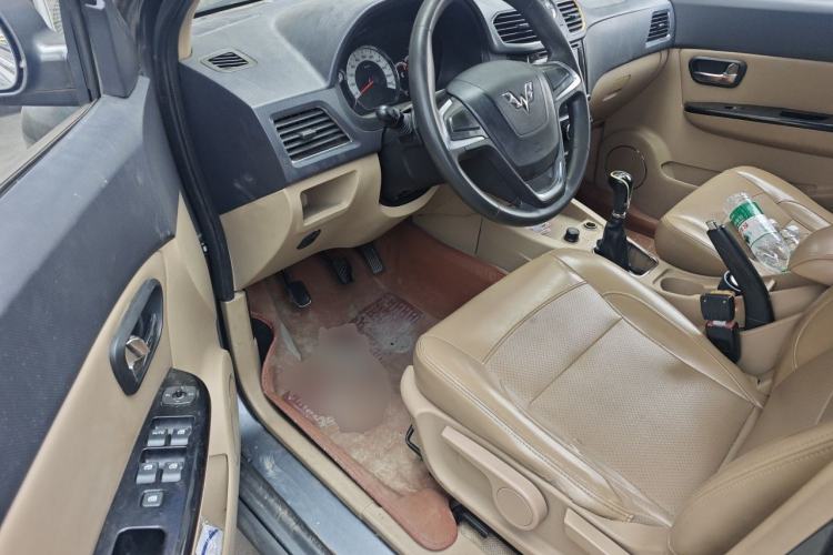 Used Wuling Hongguang 2013 1.5L S Comfort Model Driver Seat