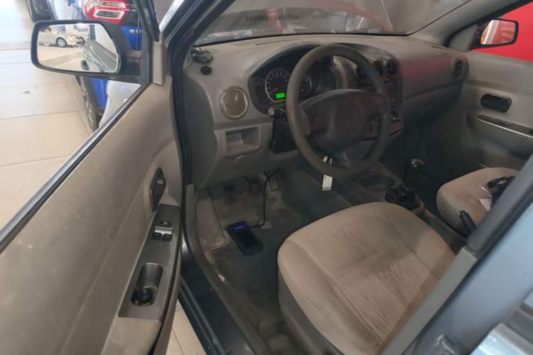 Used Wuling Hongguang 2013 1.5L Base Version Driver Seat