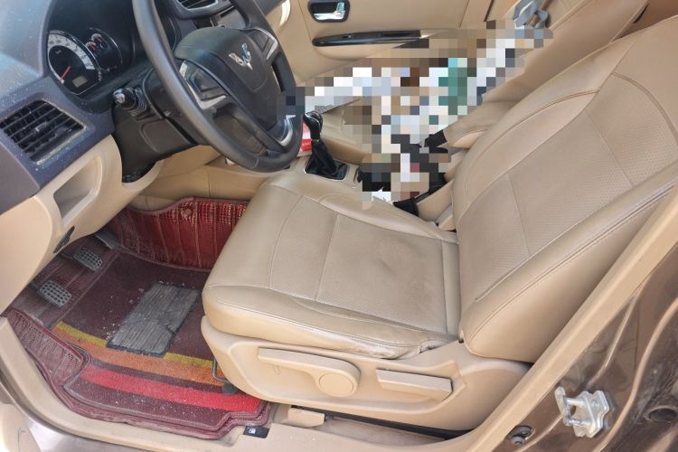 Used Wuling Hongguang 2013 1.2L S Comfort Model China IV Standard Driver Seat