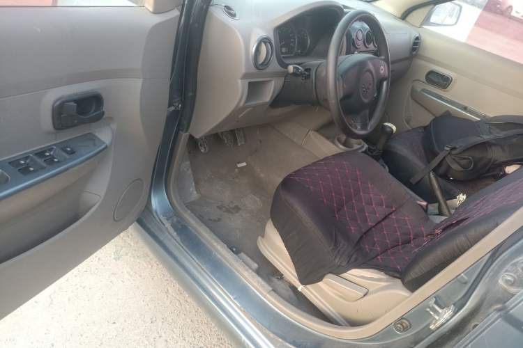 Used Wuling Hongguang 2013 1.5L Standard Version Driver Seat