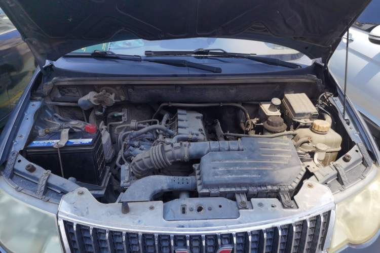 Used Wuling Hongguang 2013 1.5L Comfort Model Engine Bay