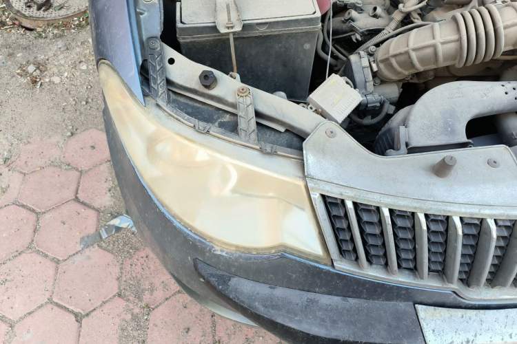 Used Wuling Hongguang 2013 1.5L Base Version Engine Bay Right