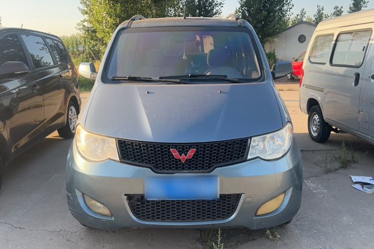 Used Wuling Hongguang 2013 1.5L Base Version Exterior 2