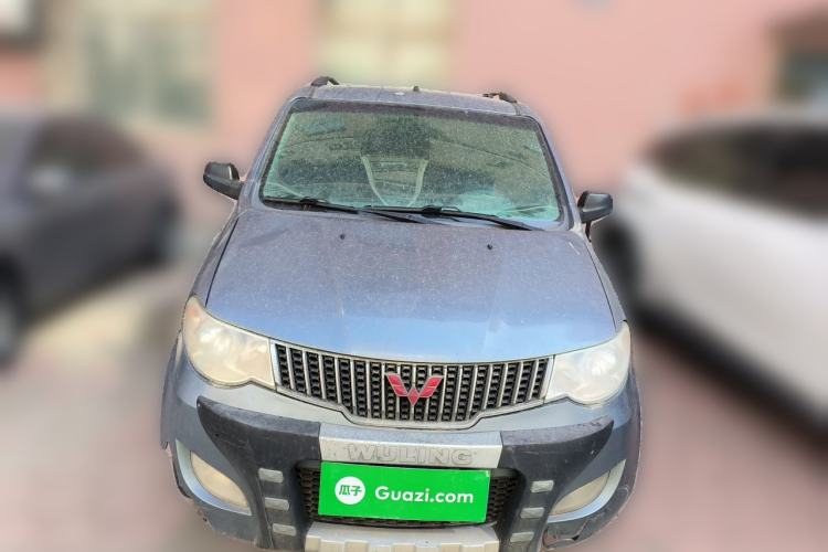 Used Wuling Hongguang 2013 1.5L Base Version Front