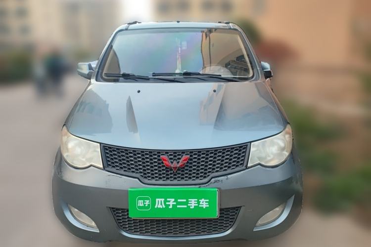 Used Wuling Hongguang 2013 1.5L Standard Version Front