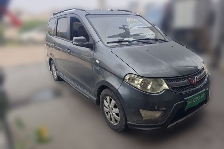 Used Wuling Hongguang 2013 1.5L S Comfort Model Front Right 45 Deg