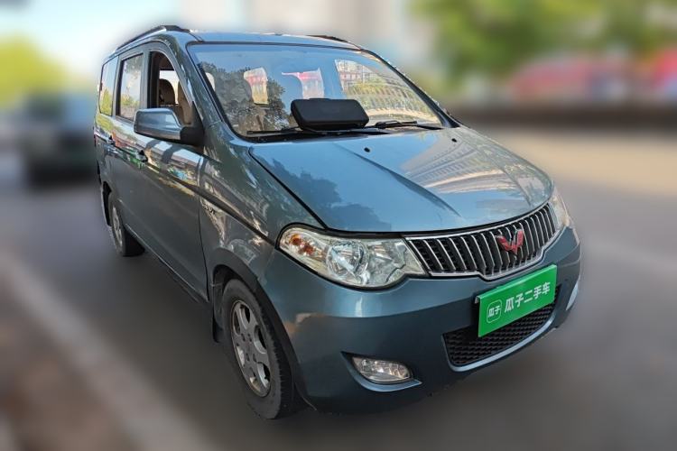 Used Wuling Hongguang 2013 1.5L Comfort Model Front Right 45 Deg