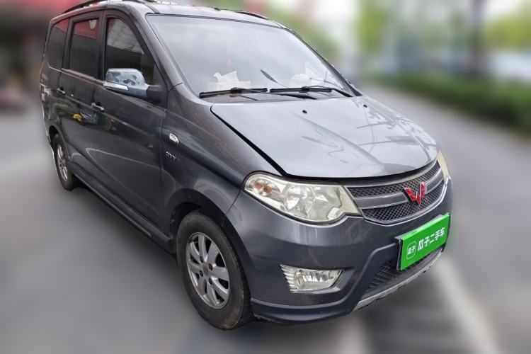 Used Wuling Hongguang 2013 1.5L S Comfort Model Front Right 45 Deg