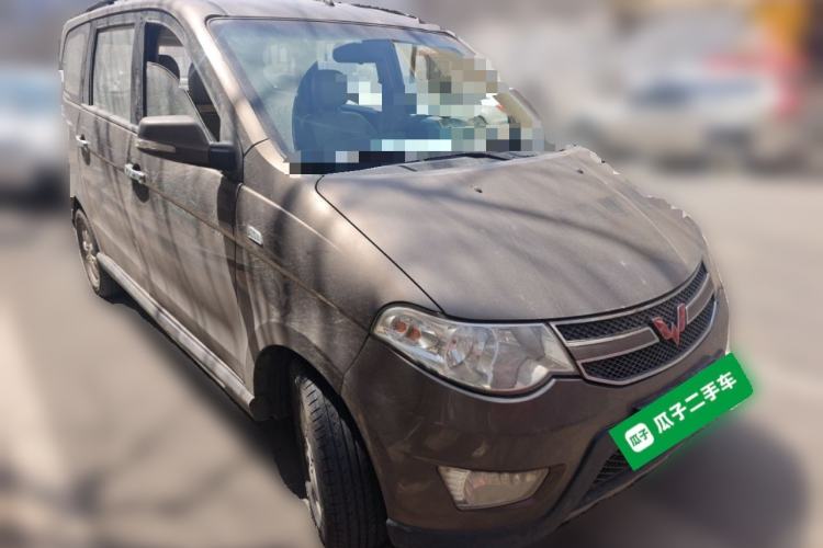 Used Wuling Hongguang 2013 1.2L S Comfort Model China IV Standard Front Right 45 Deg