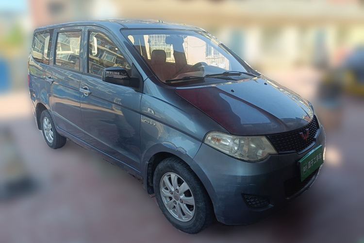 Used Wuling Hongguang 2013 1.5L Base Version Front Right 45 Deg