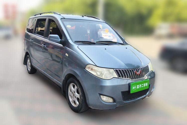 Used Wuling Hongguang 2013 1.5L Standard Version Front Right 45 Deg
