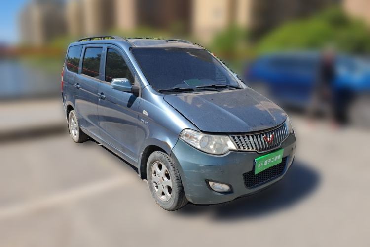 Used Wuling Hongguang 2013 1.5L Comfort Model Front Right 45 Deg