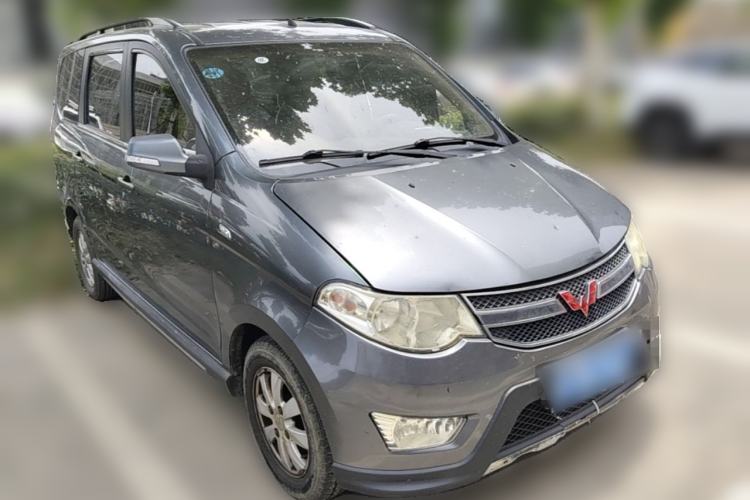 Used Wuling Hongguang 2013 1.2L S Comfort Model China IV Standard Front Right 45 Deg