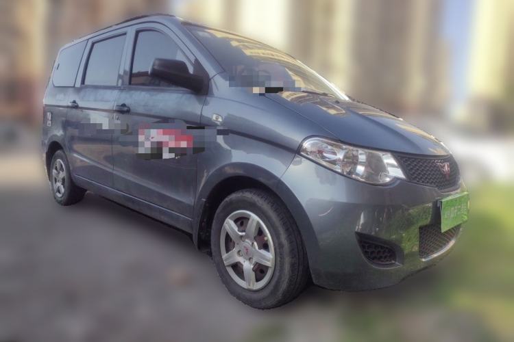 Used Wuling Hongguang 2013 1.5L Base Version Front Right 45 Deg