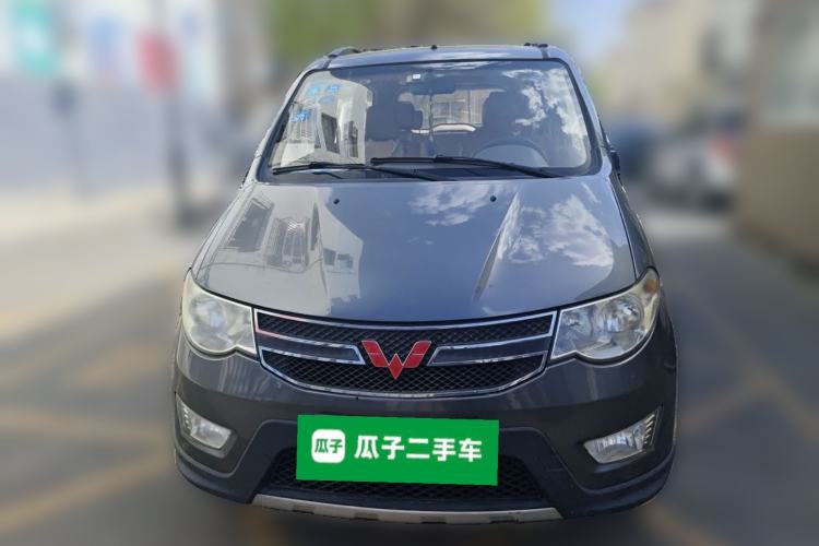 Used Wuling Hongguang 2013 1.2L S Comfort Model China IV Standard Front