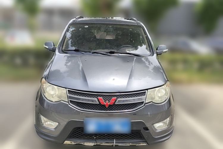 Used Wuling Hongguang 2013 1.2L S Comfort Model China IV Standard Front