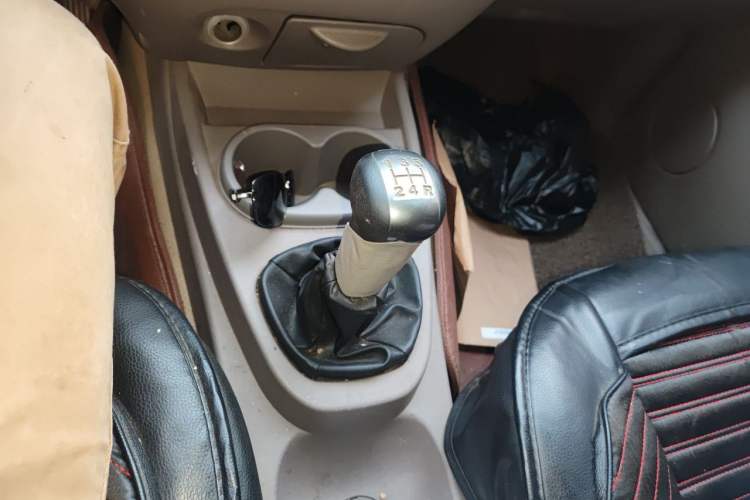 Used Wuling Hongguang 2013 1.5L Standard Version Gear Lever