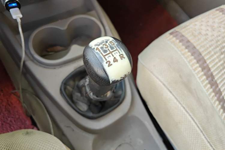 Used Wuling Hongguang 2013 1.5L Comfort Model Gear Lever