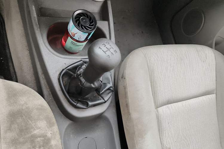 Used Wuling Hongguang 2013 1.5L Base Version Gear Lever