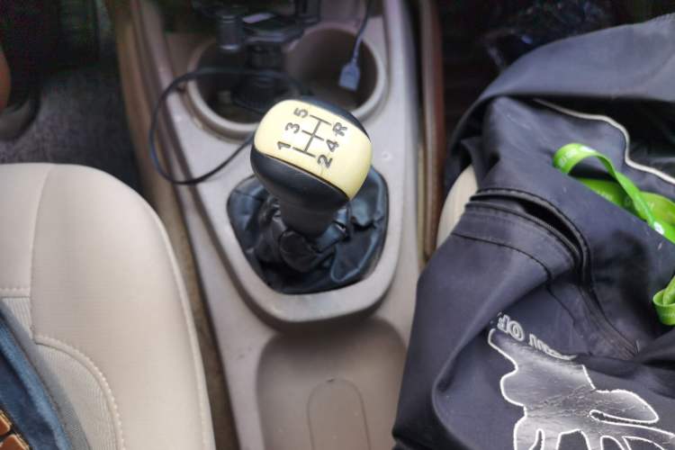 Used Wuling Hongguang 2013 1.5L Comfort Model Gear Lever