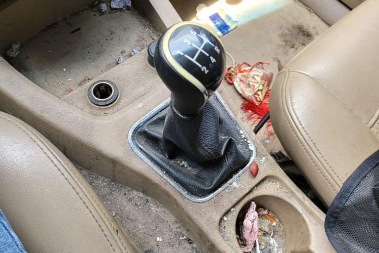 Used Wuling Hongguang 2013 1.2L S Comfort Model China IV Standard Gear Lever