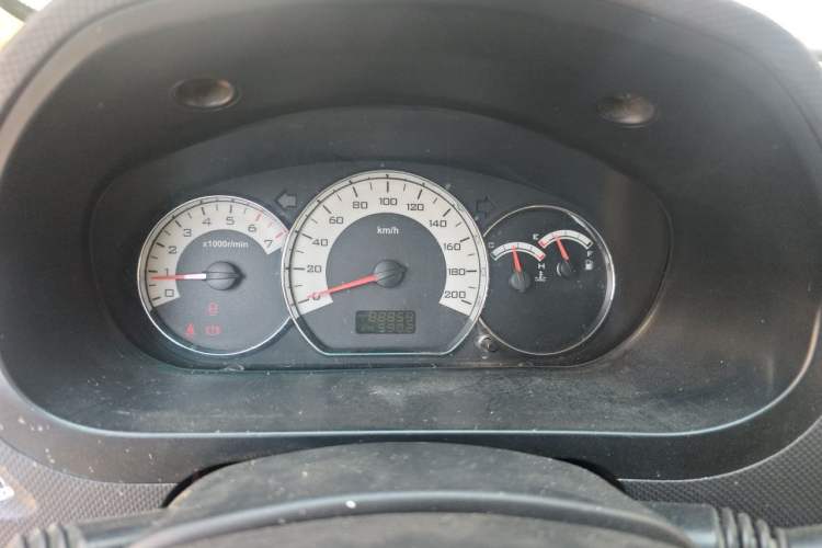 Used Wuling Hongguang 2013 1.2L S Comfort Model China IV Standard Instrument Cluster