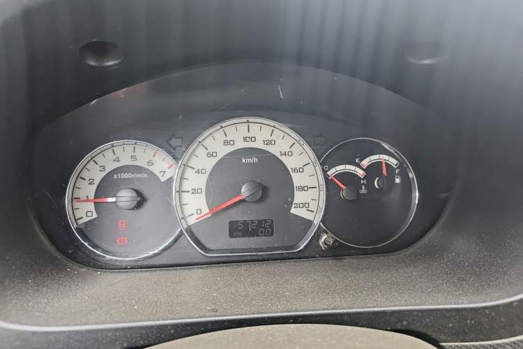 Used Wuling Hongguang 2013 1.2L S Comfort Model China IV Standard Instrument Cluster