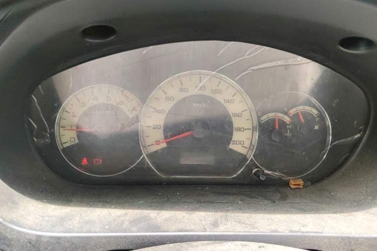 Used Wuling Hongguang 2013 1.2L S Comfort Model China IV Standard Instrument Cluster