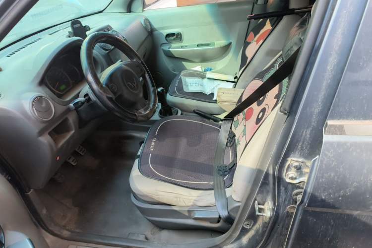 Used Wuling Hongguang 2013 1.5L Base Version Left Front Seat