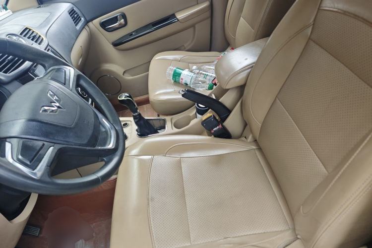 Used Wuling Hongguang 2013 1.5L S Comfort Model Left Front Seat