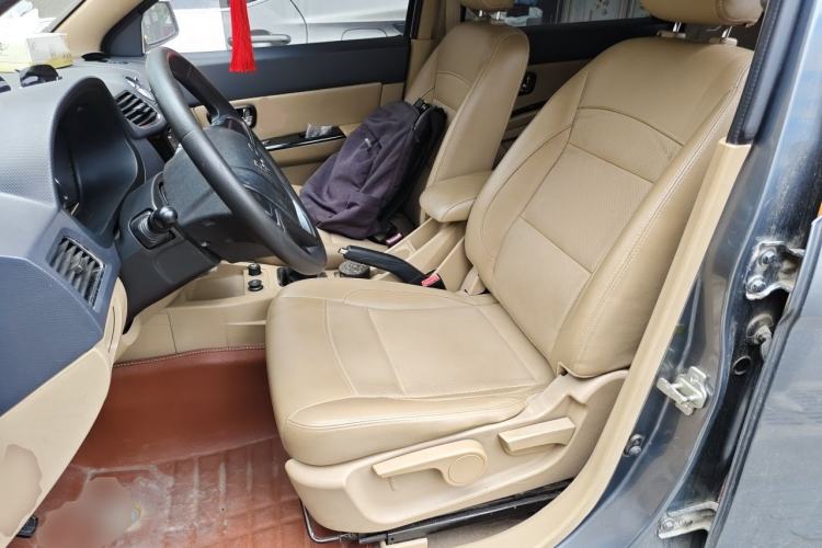 Used Wuling Hongguang 2013 1.5L S Comfort Model Left Front Seat