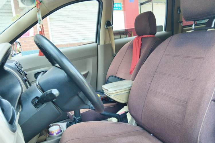 Used Wuling Hongguang 2013 1.5L Standard Version Left Front Seat