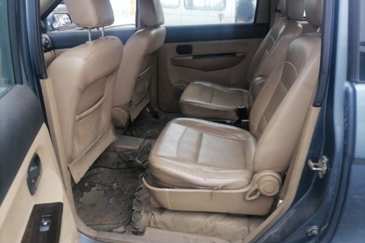 Used Wuling Hongguang 2013 1.5L Luxury Model Left Rear Seat