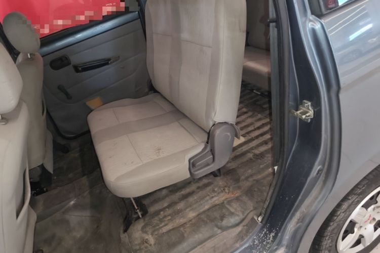 Used Wuling Hongguang 2013 1.5L Base Version Left Rear Seat