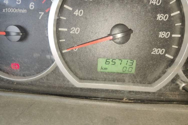 Used Wuling Hongguang 2013 1.5L Base Version Odometer Close Up