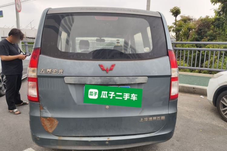 Used Wuling Hongguang 2013 1.5L Base Version Rear