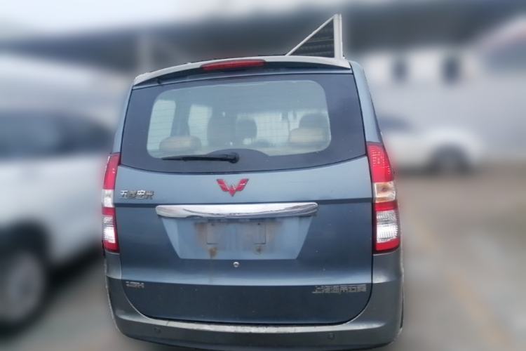 Used Wuling Hongguang 2013 1.5L Luxury Model Rear