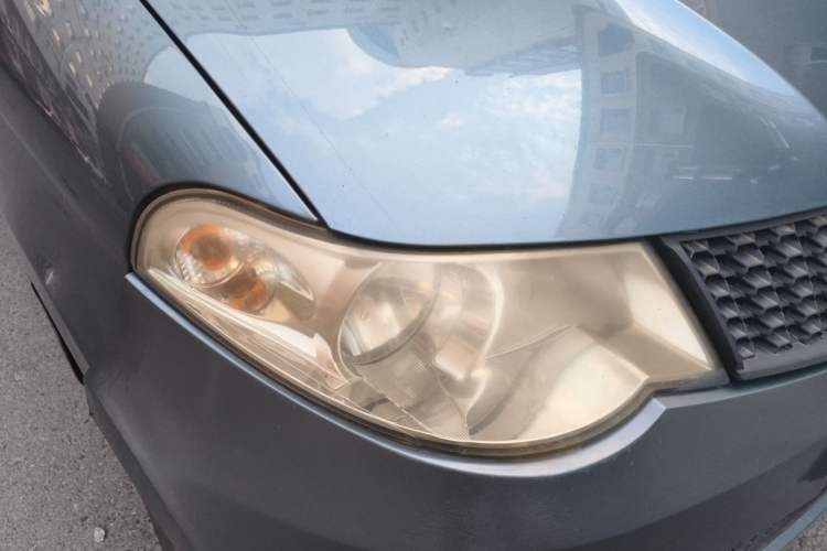 Used Wuling Hongguang 2013 1.5L Base Version Right Front Headlight