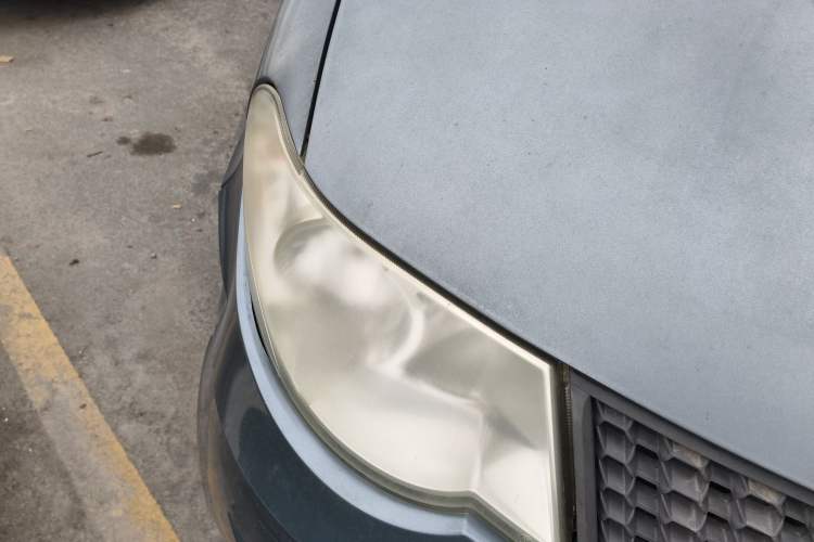 Used Wuling Hongguang 2013 1.5L Base Version Right Front Headlight