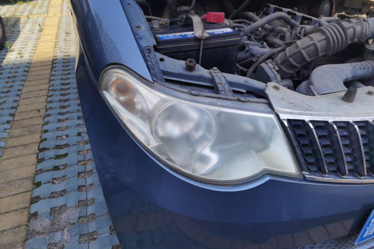 Used Wuling Hongguang 2013 1.5L Comfort Model Right Front Headlight