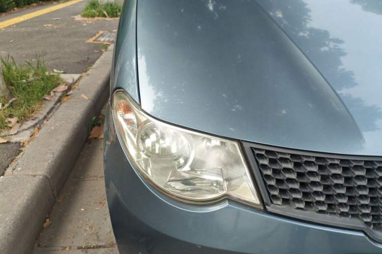 Used Wuling Hongguang 2013 1.5L Base Version Right Front Headlight