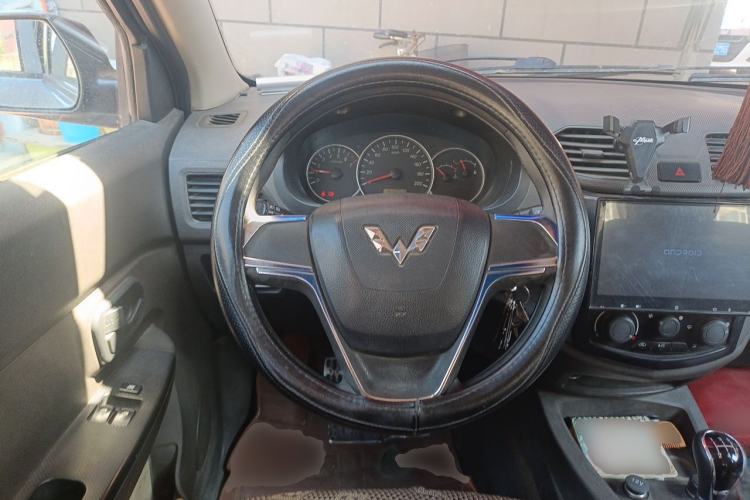 Used Wuling Hongguang 2013 1.5L Base Version Steering Wheel
