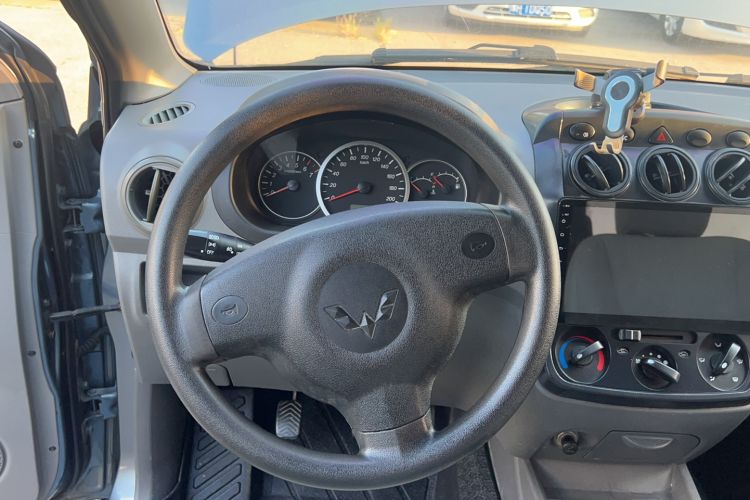 Used Wuling Hongguang 2013 1.5L Base Version Steering Wheel