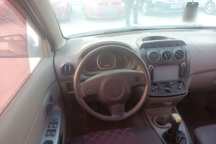 Used Wuling Hongguang 2013 1.5L Standard Version Steering Wheel