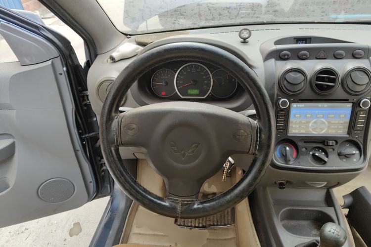 Used Wuling Hongguang 2013 1.5L Base Version Steering Wheel