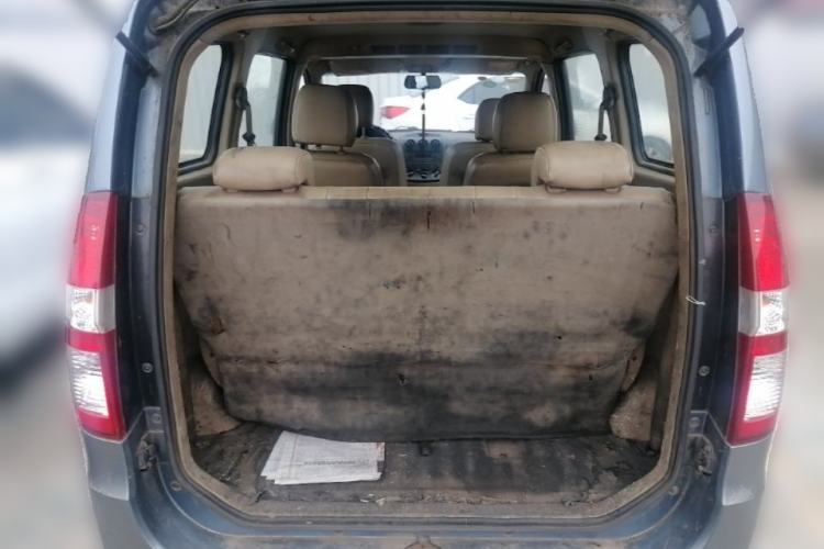 Used Wuling Hongguang 2013 1.5L Luxury Model Trunk