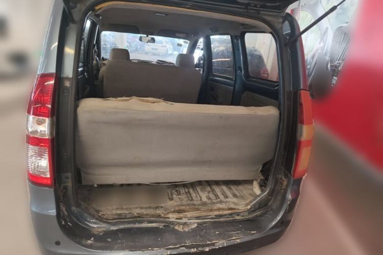Used Wuling Hongguang 2013 1.5L Base Version Trunk